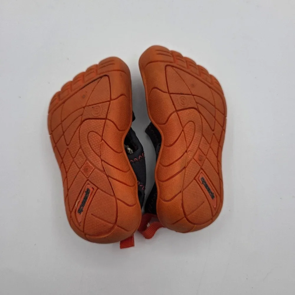 Speedo Kids Water‎ Shoes Charcoal Grey Orange Size S 5/6 Hook and Loop Strap